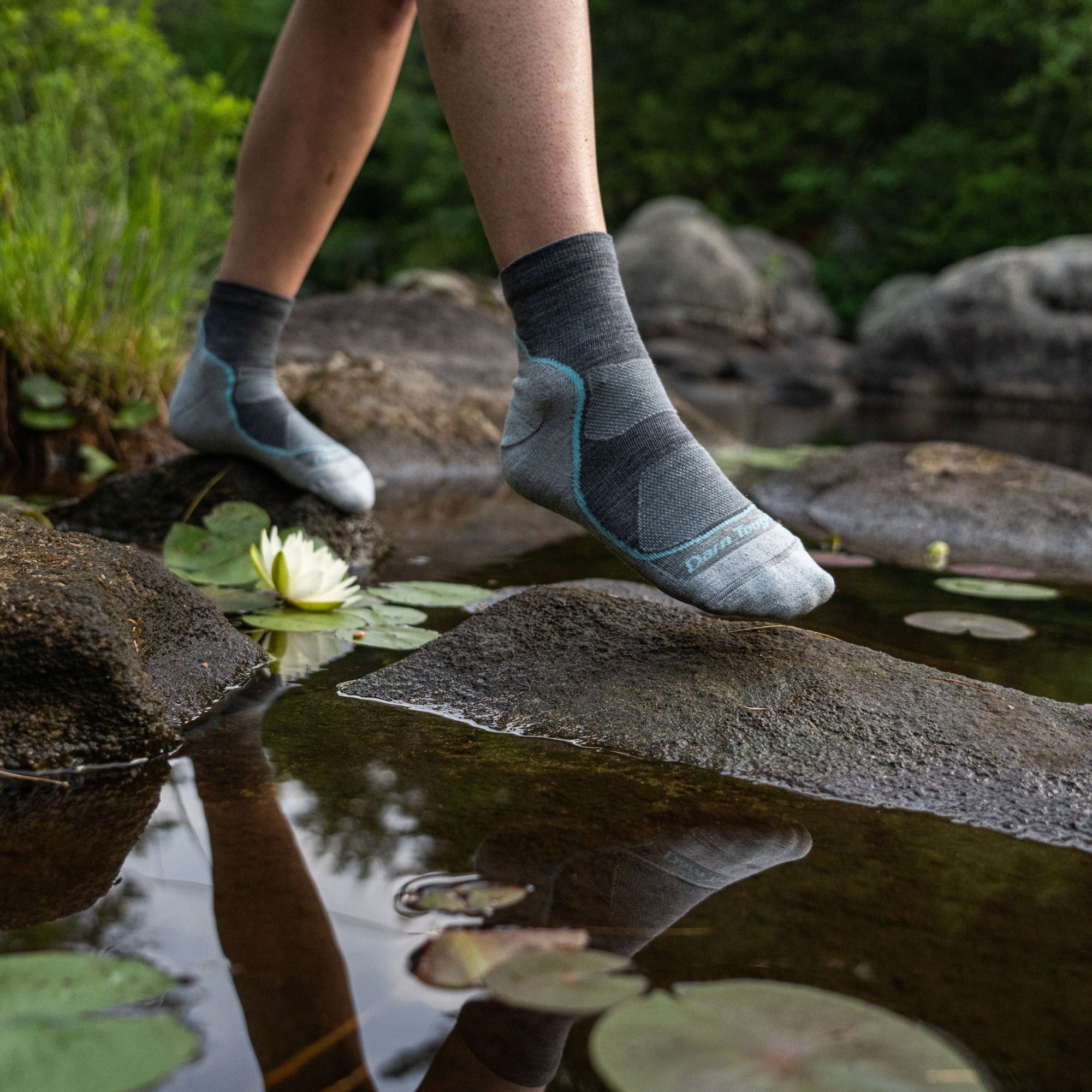 Darn Tough Merino Wool Women's Hiker Low-Profile 3-Pack - Image 2