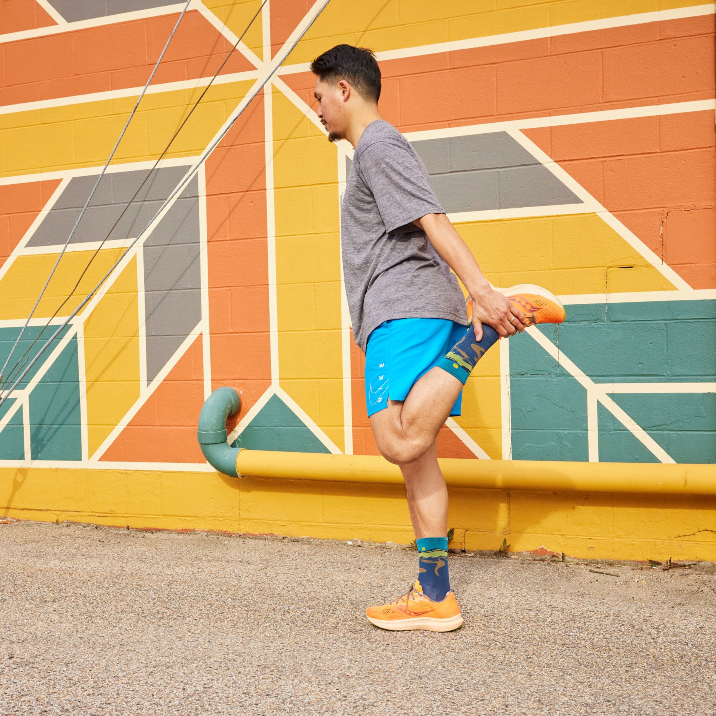 Darn Tough Merino Wool Men's Ridge Runner Micro Crew Ultra-Lightweight Running Socks - Image 7