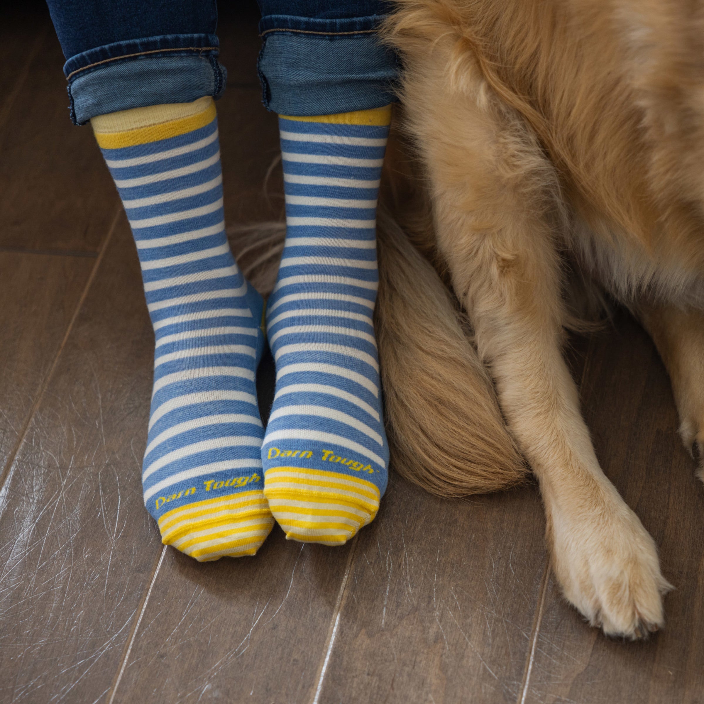 Darn Tough Merino Wool Women's Morgan Crew Lightweight Lifestyle Socks - Image 4