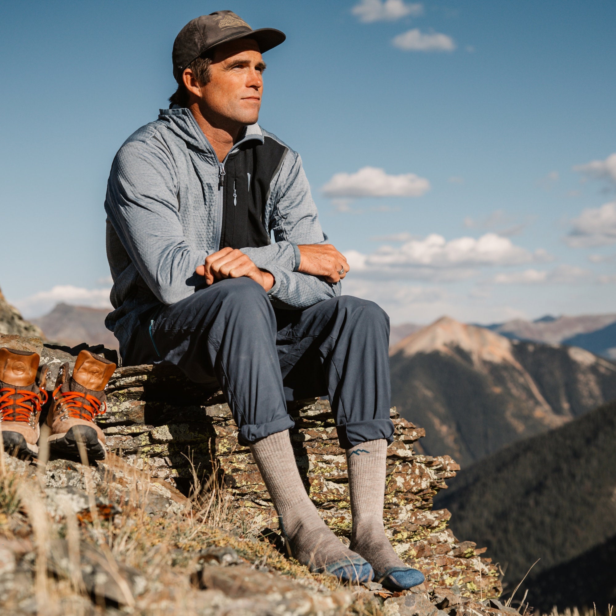 Darn Tough Merino Wool Men's Midweight Hiker Variety 2-Pack - Image 4