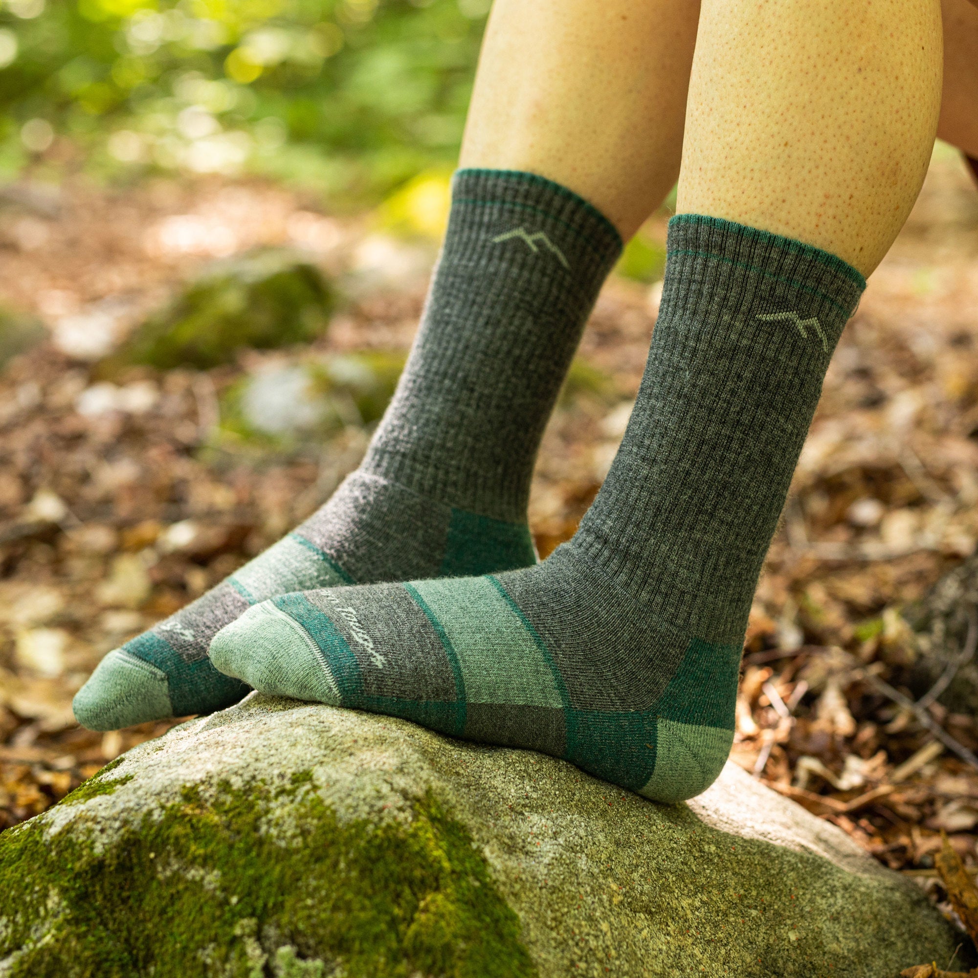 Darn Tough Merino Wool Women's Hiker Boot Full Cushion Midweight Hiking Socks - Image 11