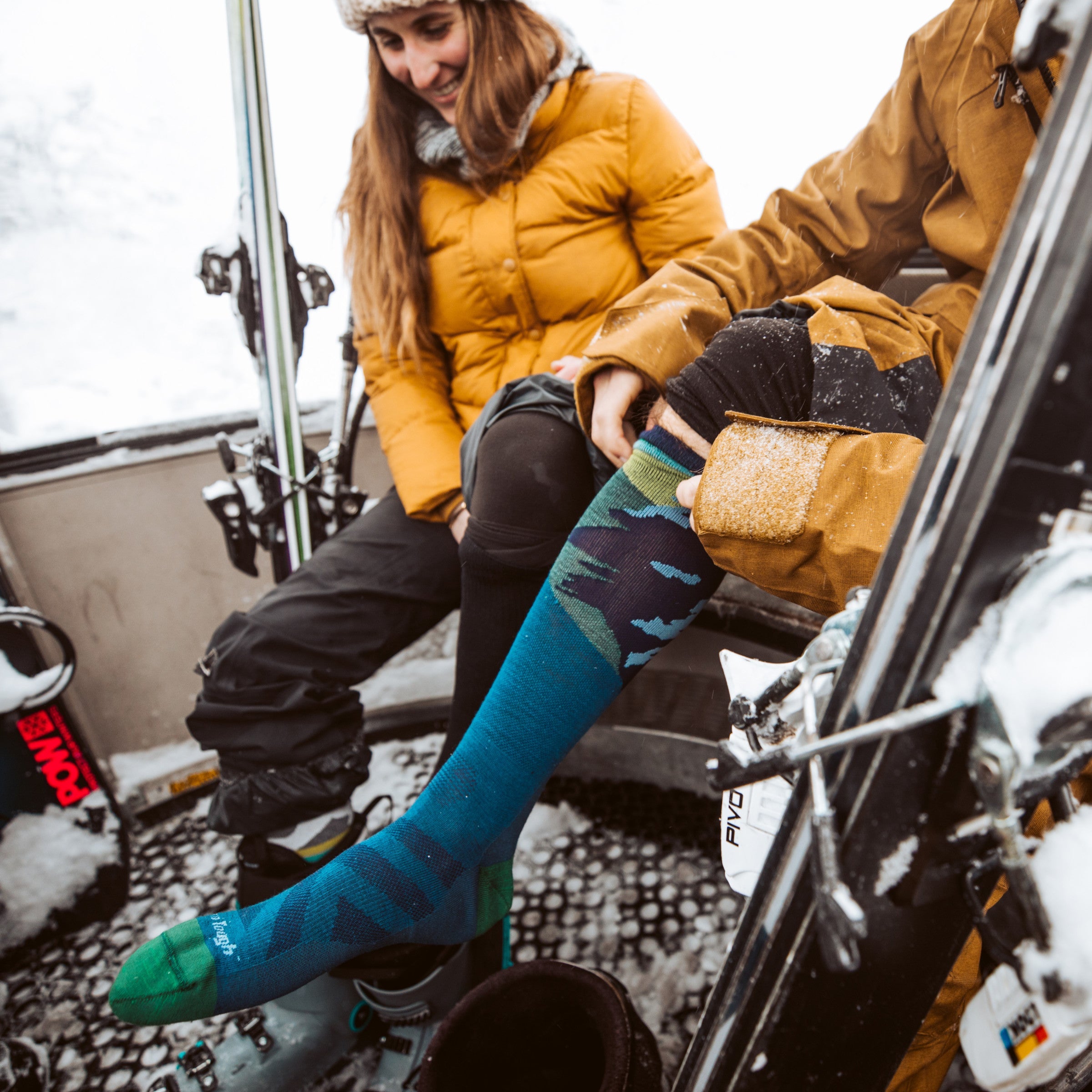 Darn Tough Merino Wool Men's Solstice Over-the-Calf Lightweight Ski & Snowboard Socks - Image 5