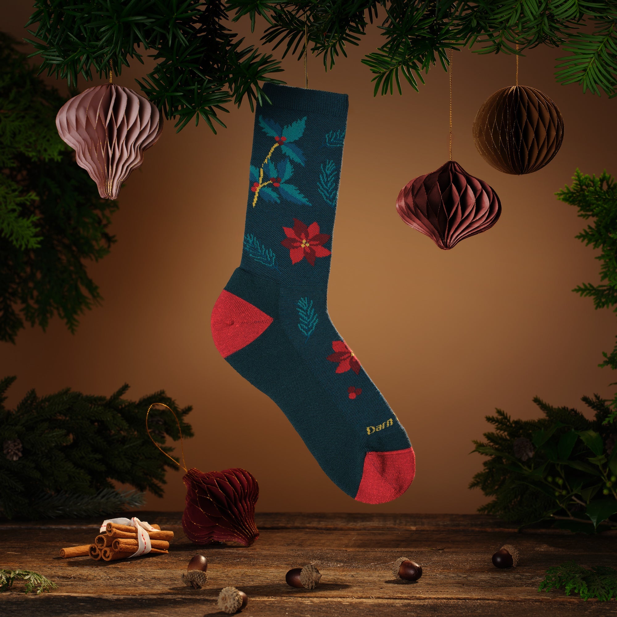 Darn Tough Merino Wool Women's Mistle-Toe Crew Lightweight Lifestyle Socks - Image 2