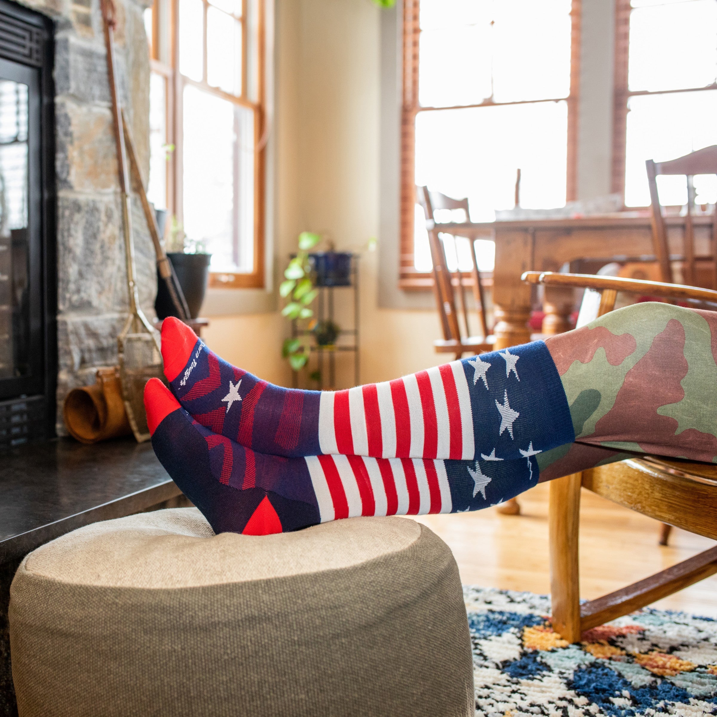 Darn Tough Merino Wool Men's Captain Stripe Over-the-Calf Midweight Ski & Snowboard Socks - Image 2