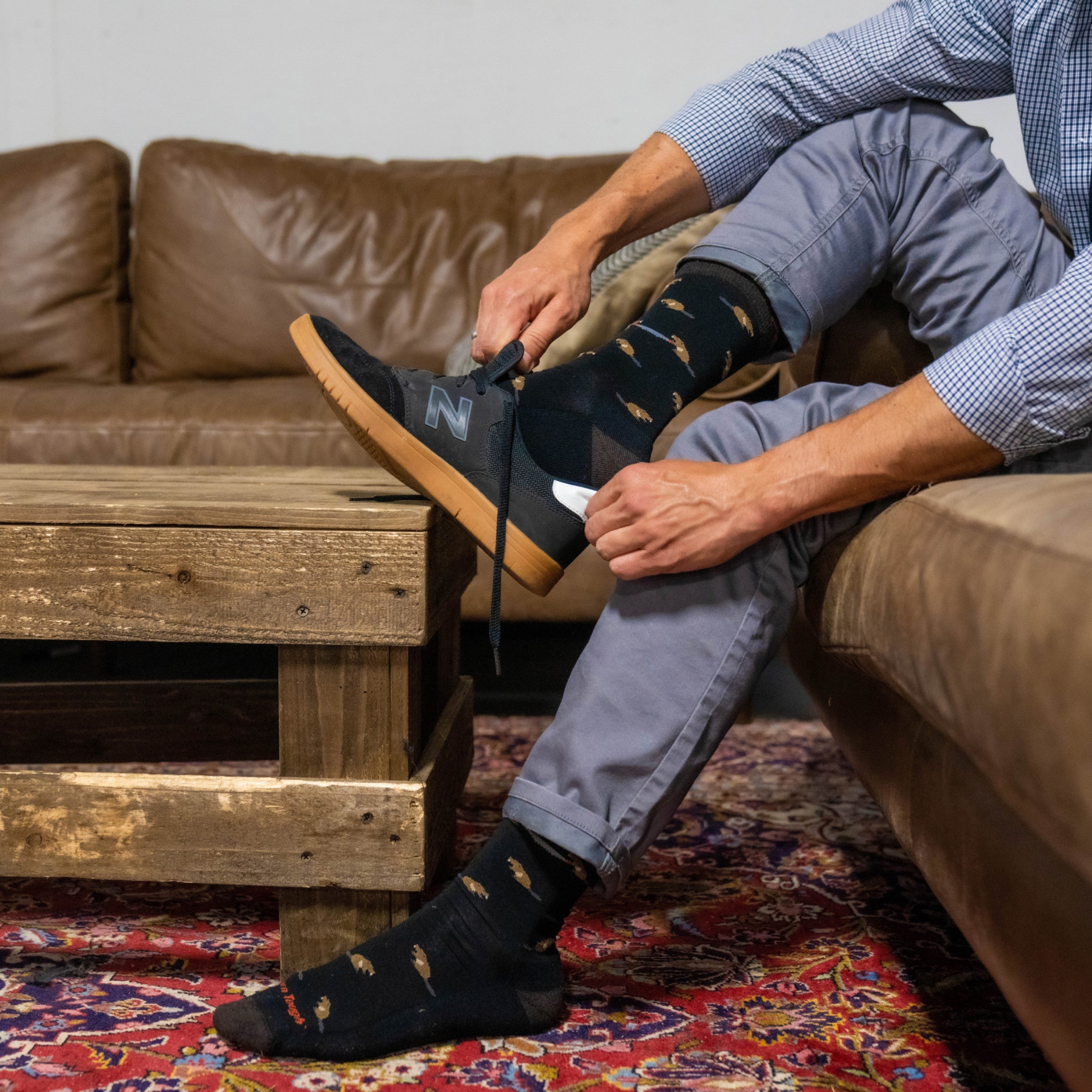 Darn Tough Merino Wool Men's Sawtooth Crew Lightweight Lifestyle Socks - Image 3