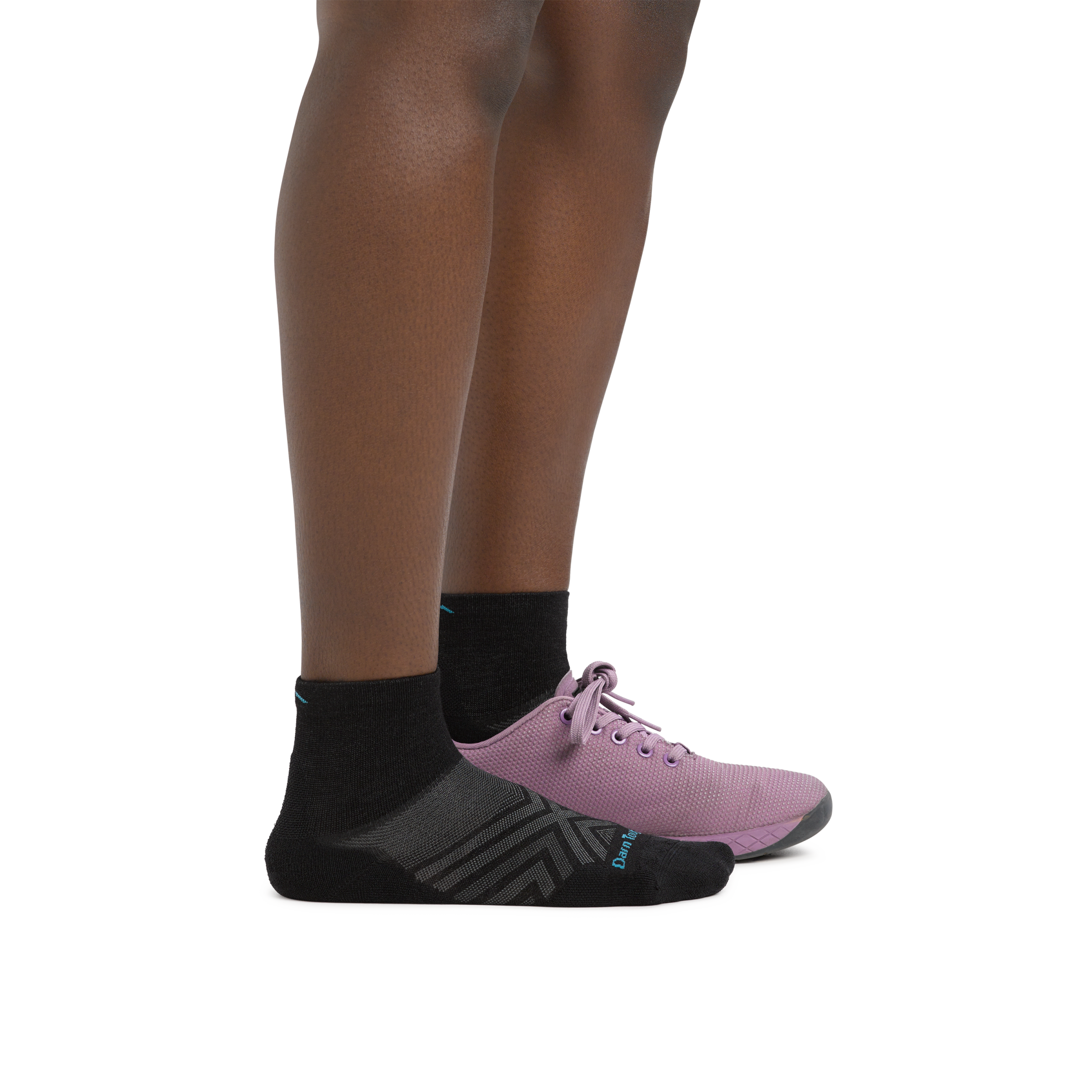 Darn Tough Merino Wool Women's Run Quarter Cushioned Ultra-Lightweight Running Socks - Image 12