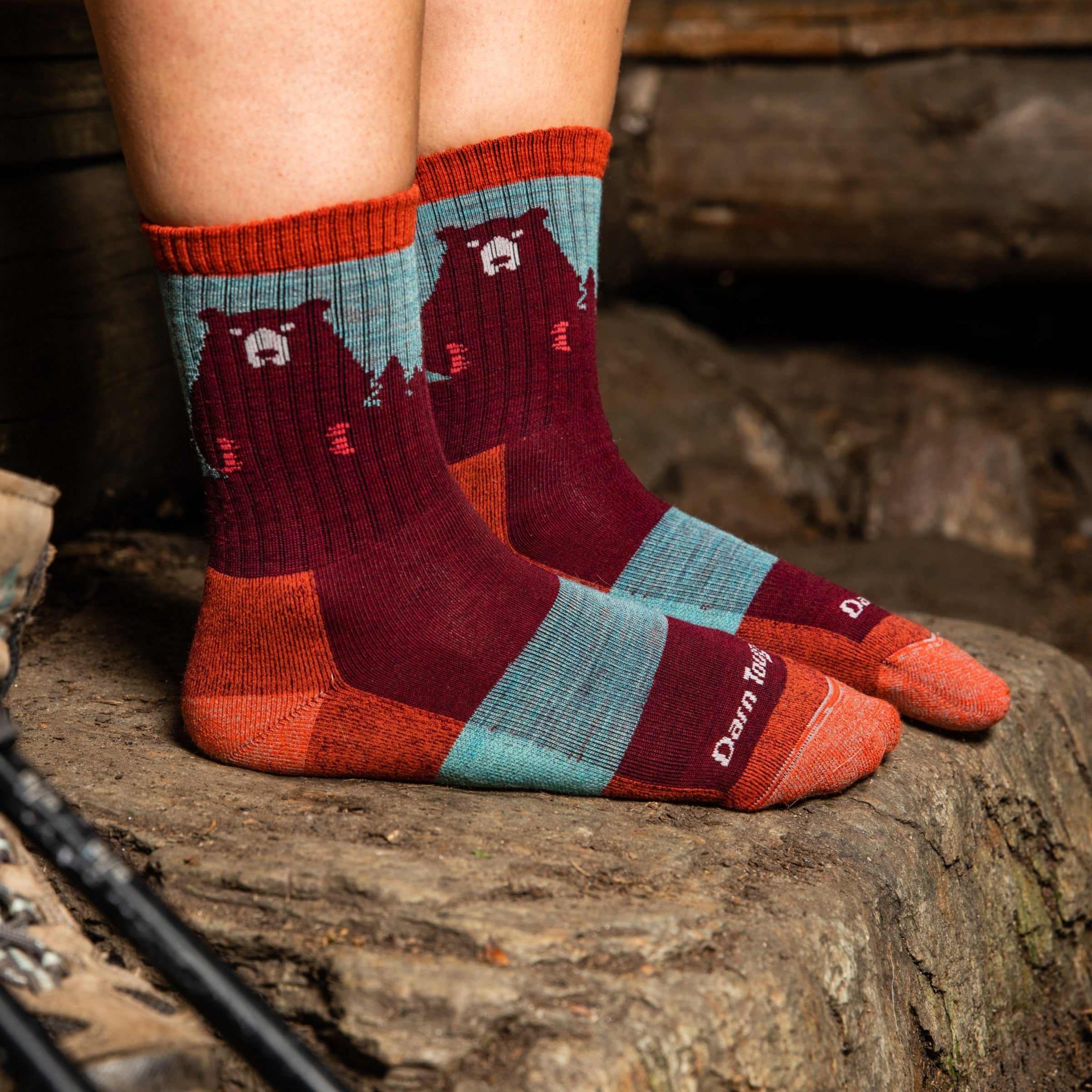 Darn Tough Merino Socks Women's Bear Town Micro Crew Lightweight Hiking Socks - Image 11
