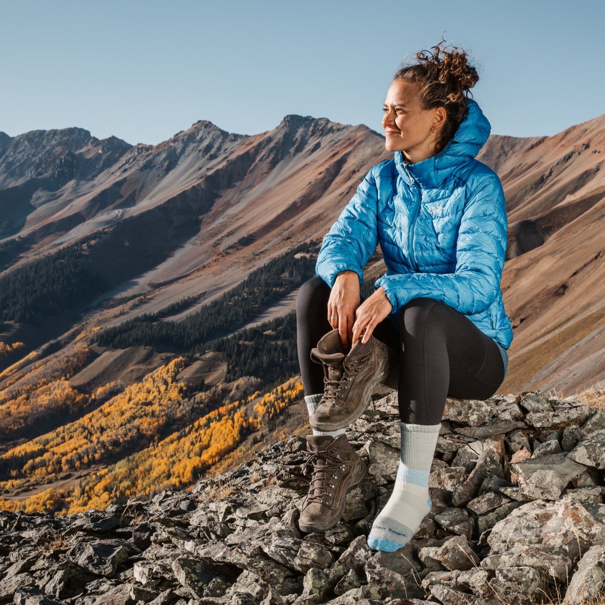 Darn Tough Merino Wool Women's Mountaineering Micro Crew Heavyweight Hiking Socks - Image 4
