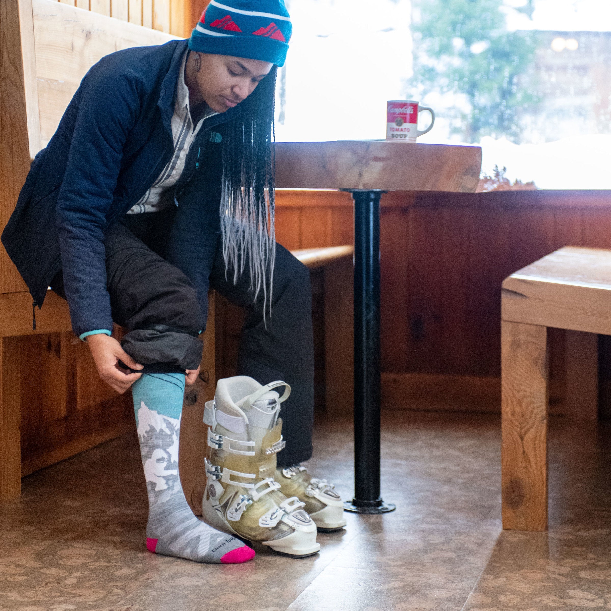 Darn Tough Merino Wool Women's Yeti Over-the-Calf Midweight Ski & Snowboard Socks - Image 4