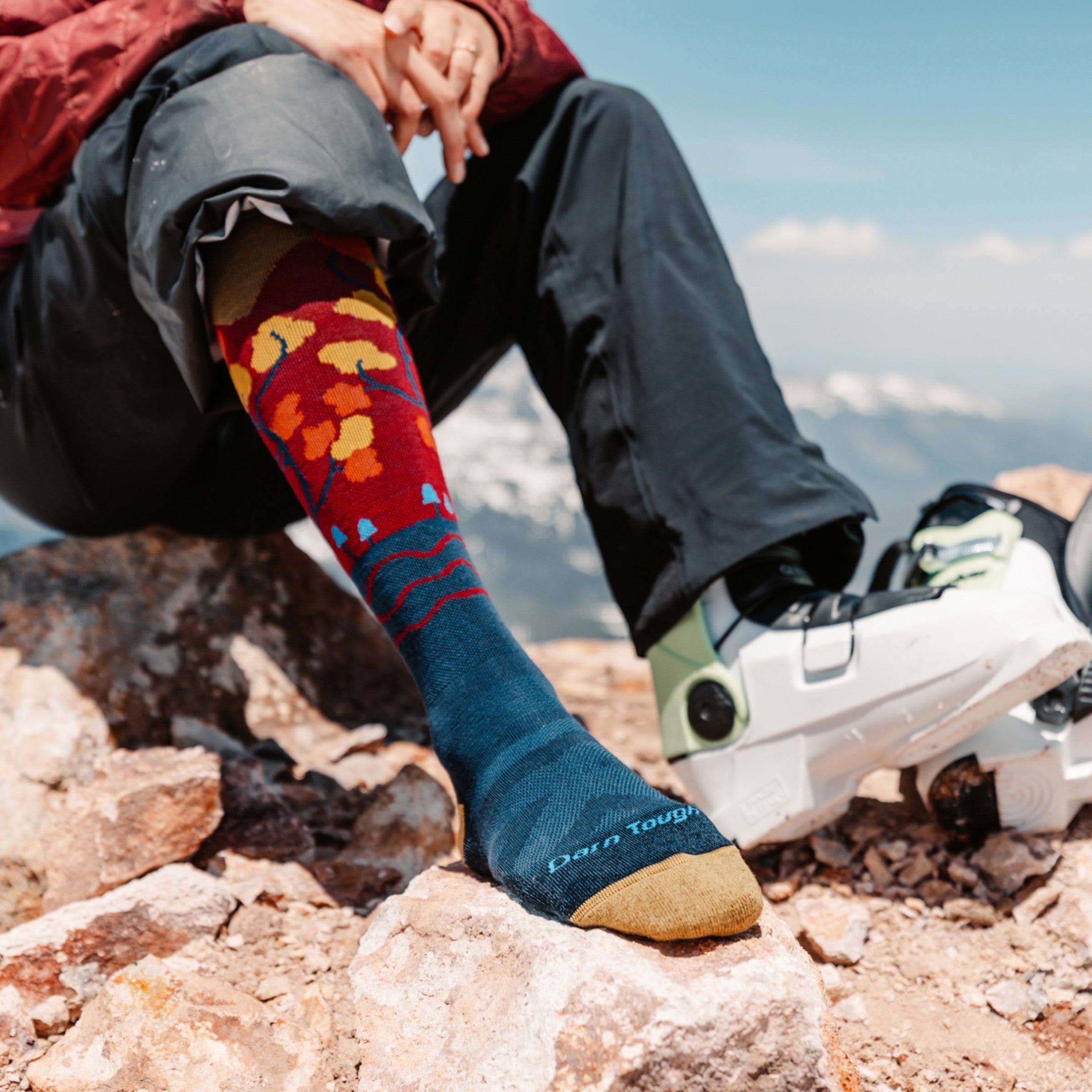 Darn Tough Merino Wool Women's Enchanted Over-the-Calf Midweight Ski & Snowboard Socks - Image 3
