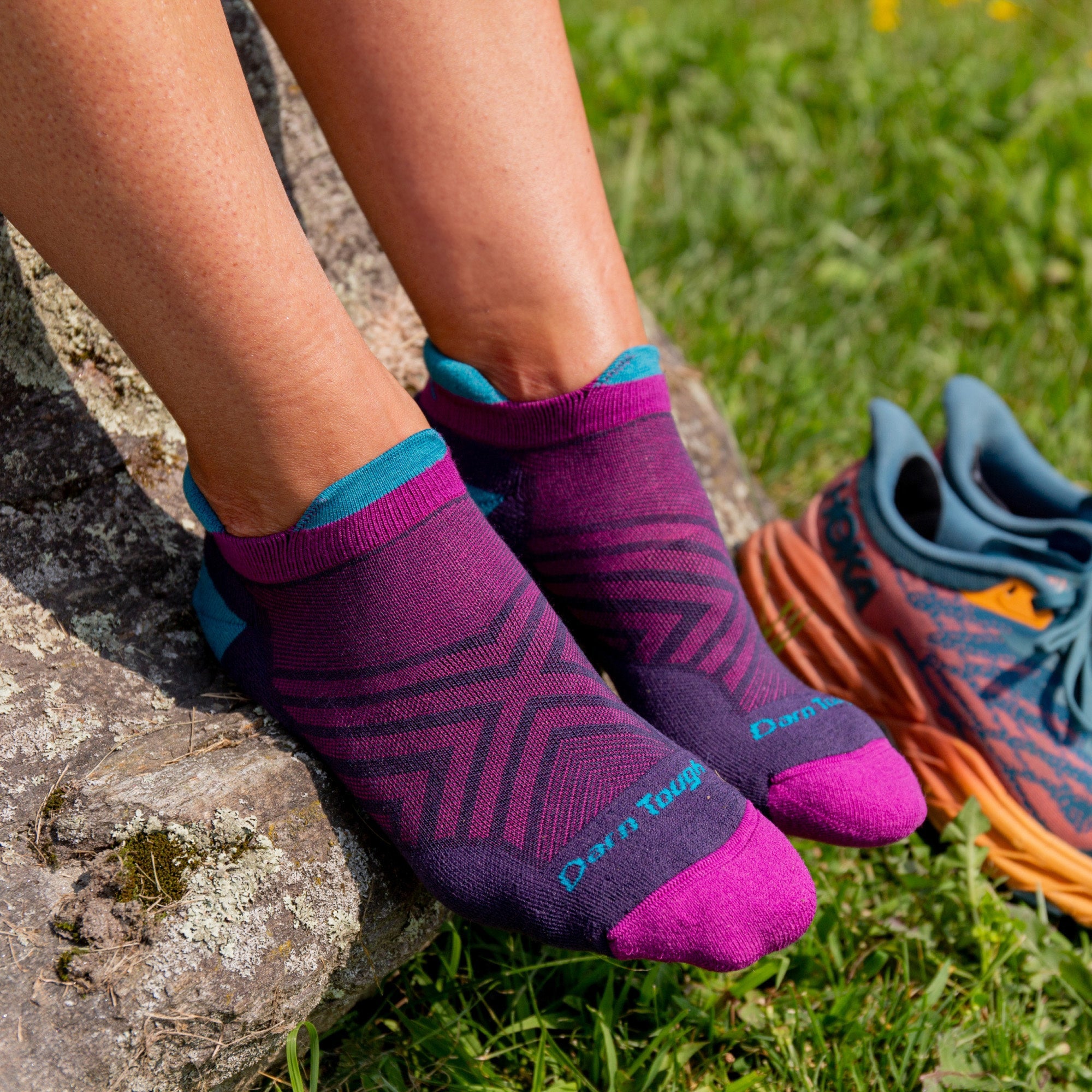 Darn Tough Merino Wool Women's Run No Show Tab Cushioned Ultra-Lightweight Running Socks - Image 20