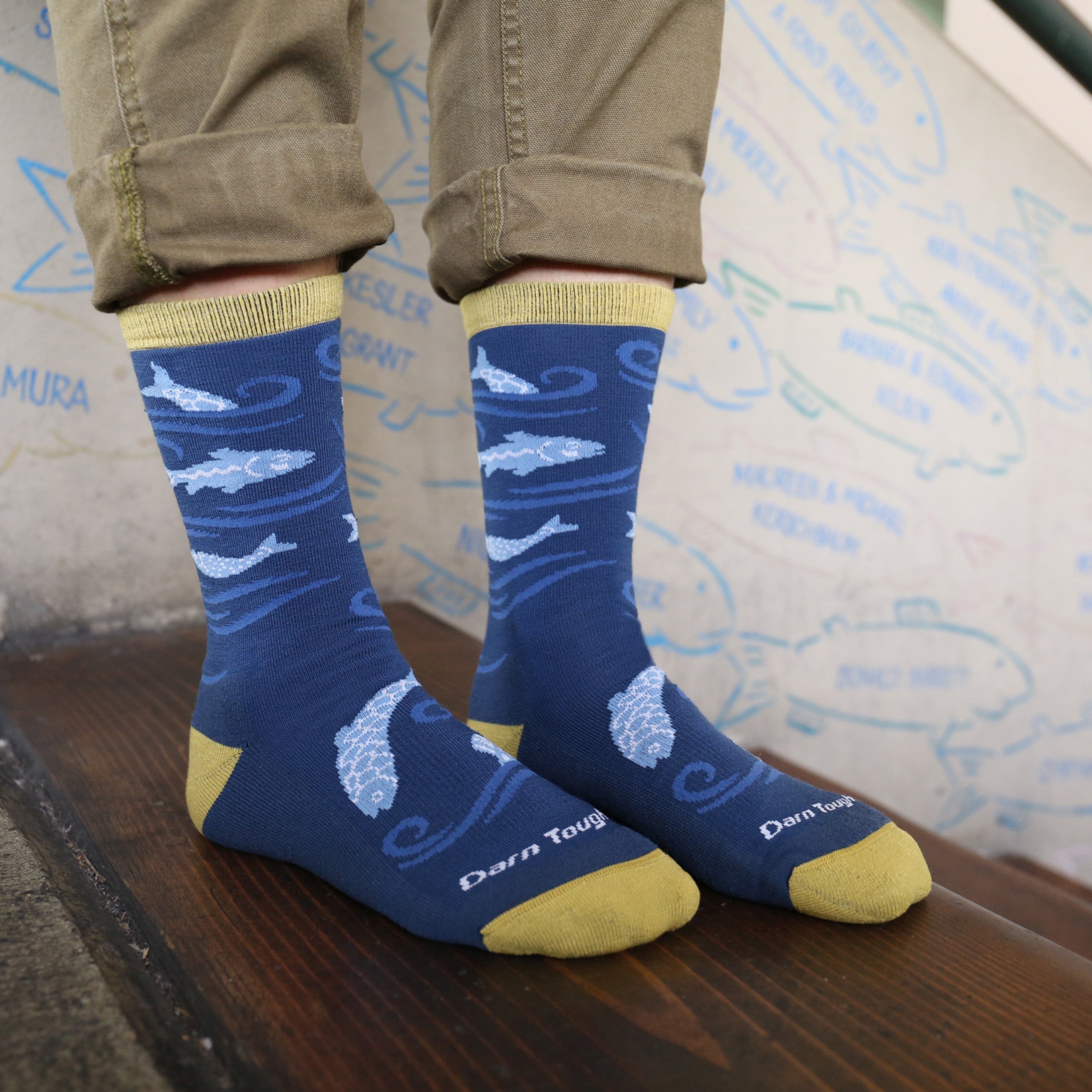 Darn Tough Merino Wool Women's Homer Crew Lightweight Lifestyle Socks - Image 4