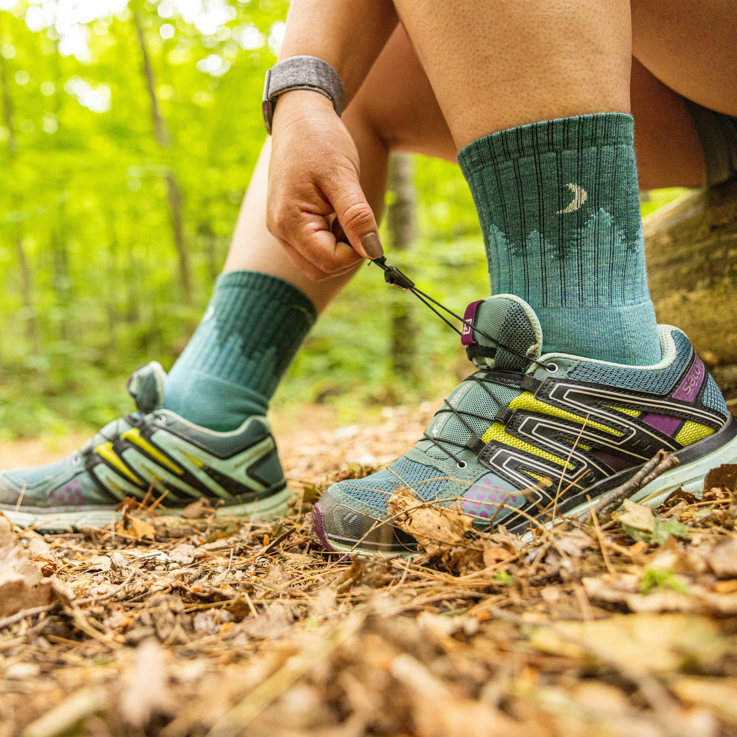 Darn Tough Merino Socks Women's Treeline Micro Crew Midweight Hiking Socks - Image 13