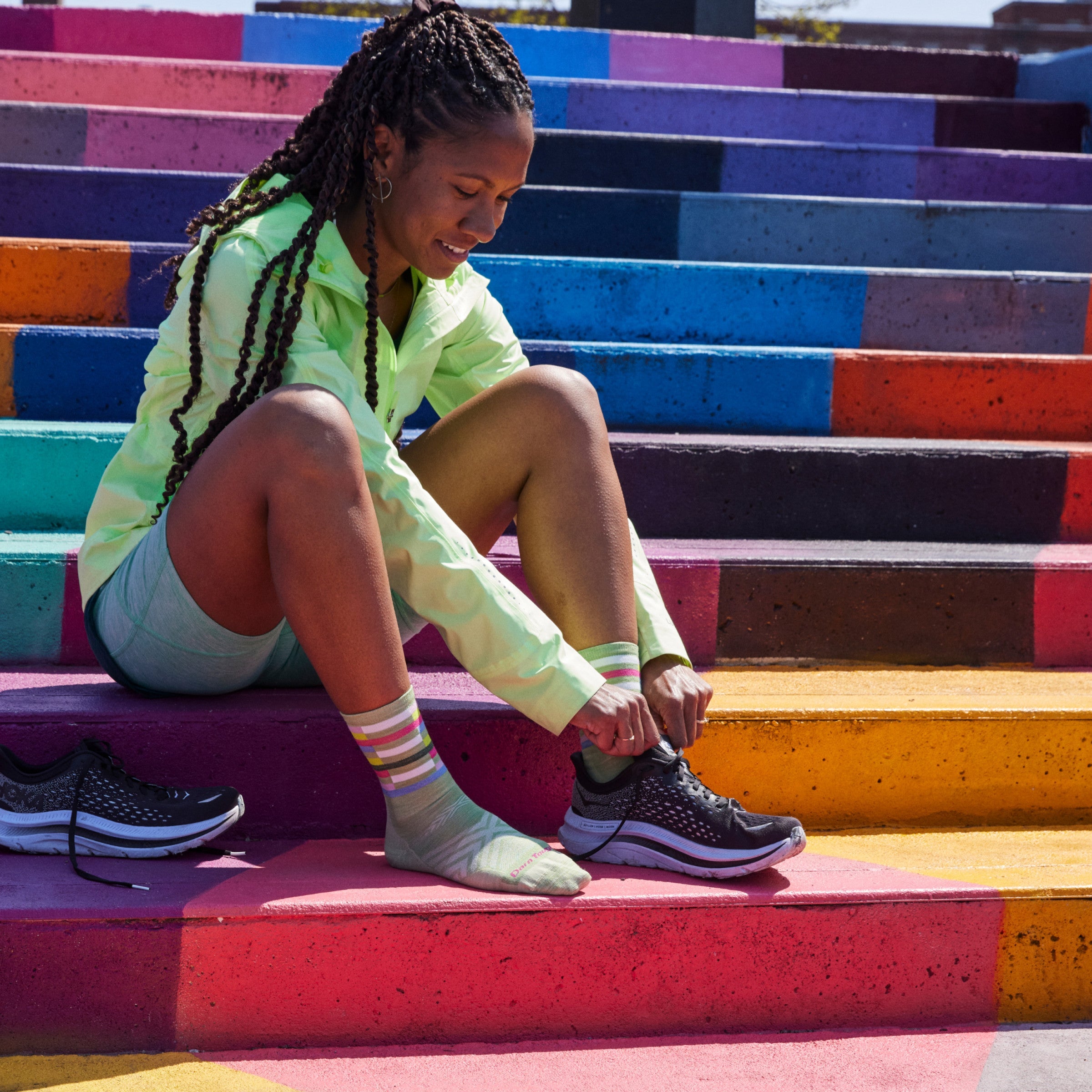 Darn Tough Merino Wool Women's Relay Micro Crew Ultra-Lightweight Running Socks - Image 3